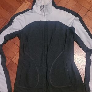 Gap Fit body form running, athletic jacket EUC size small